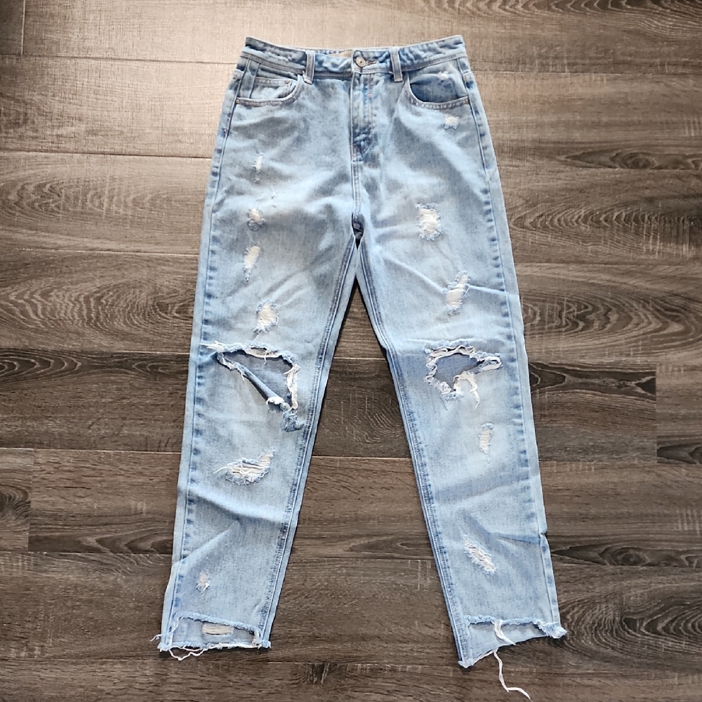 🌹 Zara "Mom Fit" Jeans 🌹